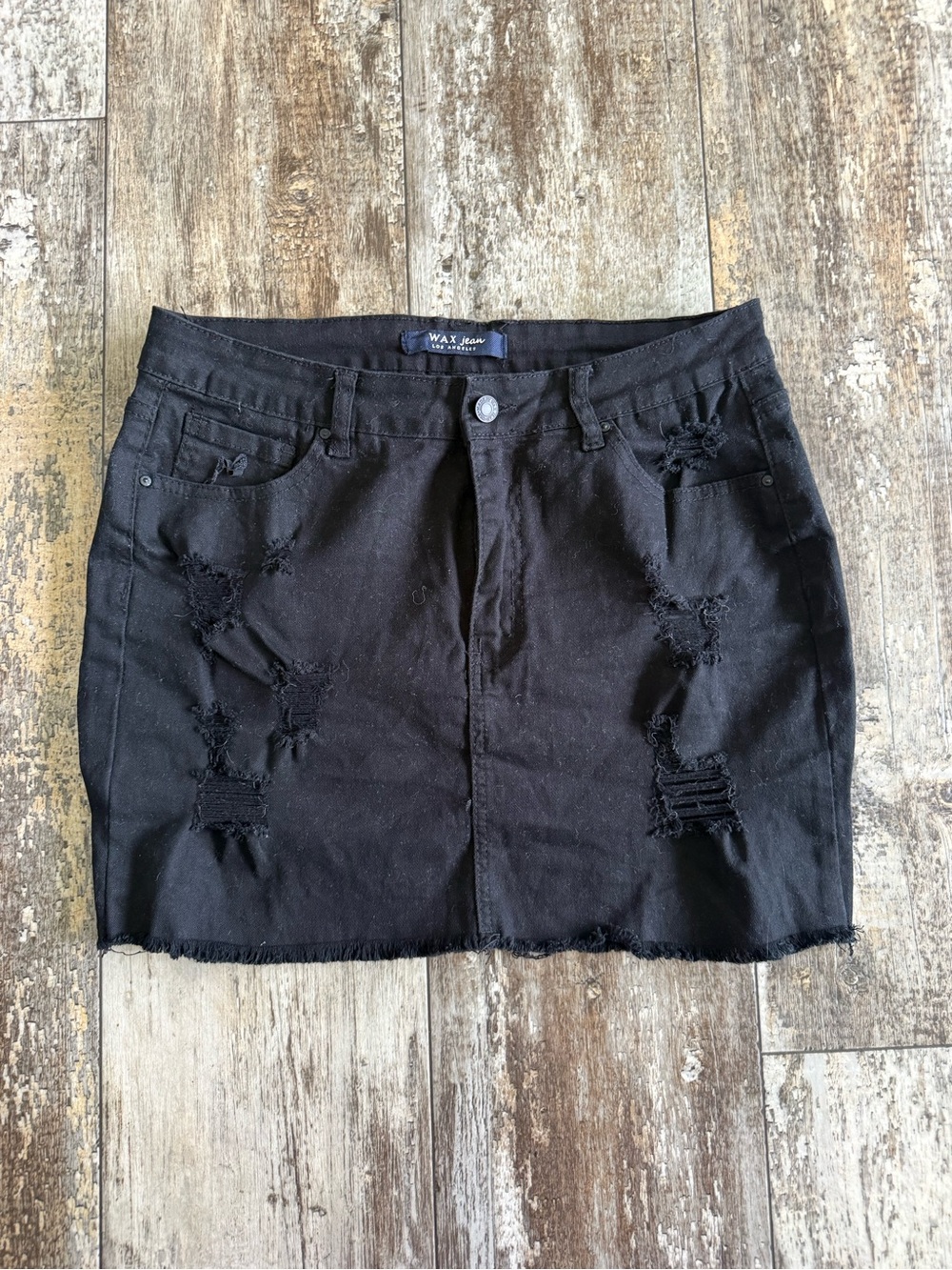 2 for $20 sale: Wax Jeans Los Angeles black distressed mini skirt - L
